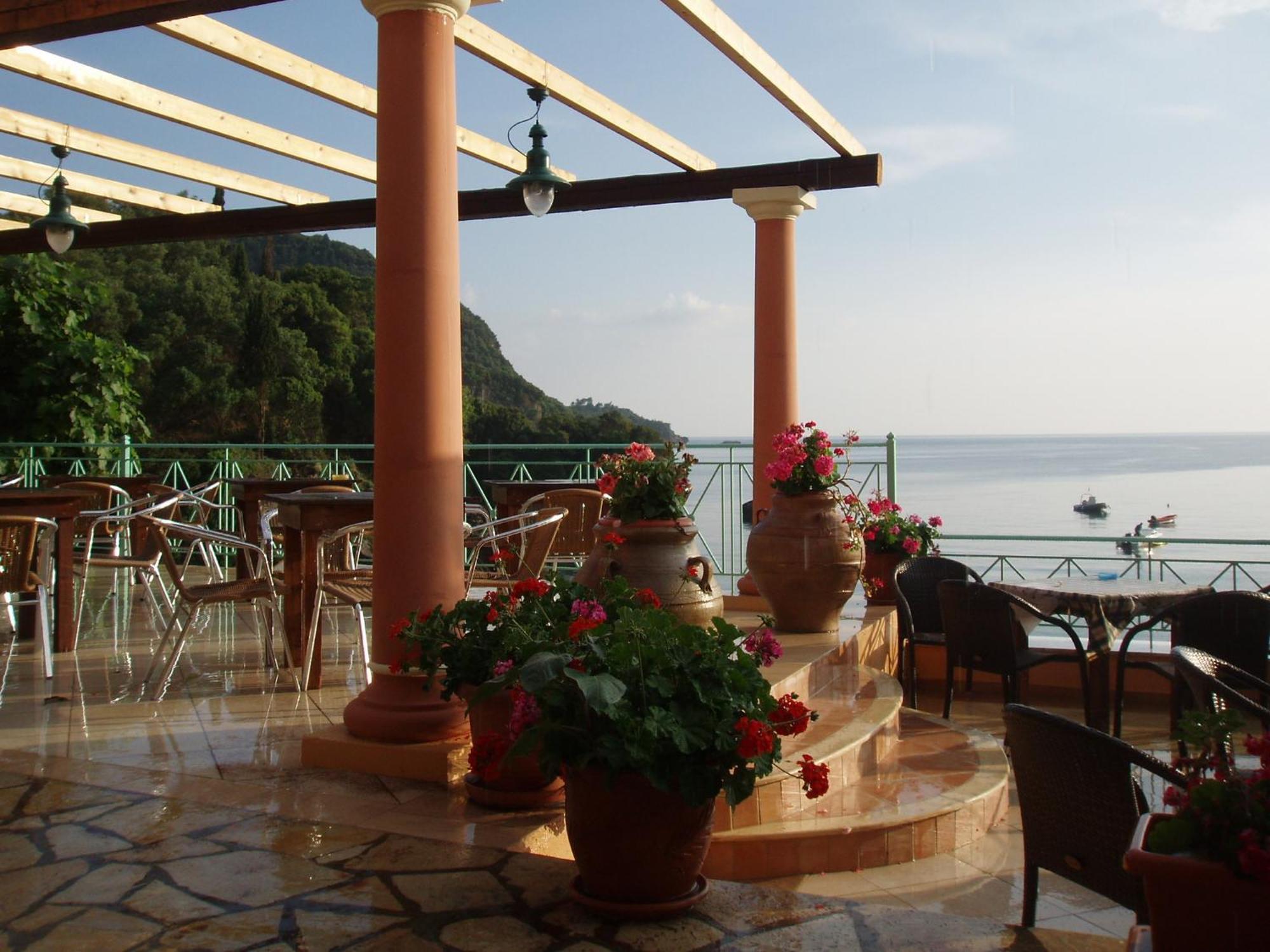 Blue Princess Hotel And Suites Liapades Exterior foto