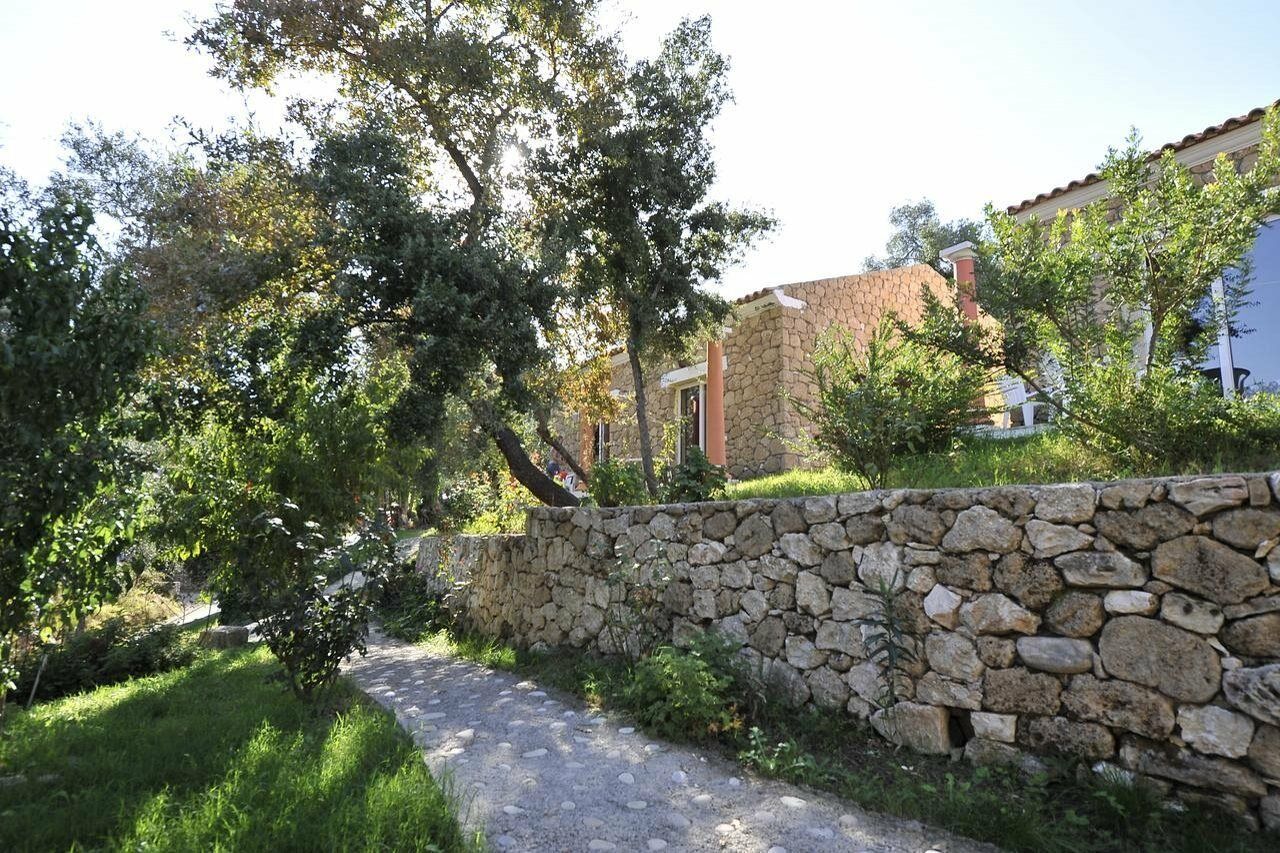 Blue Princess Hotel And Suites Liapades Exterior foto